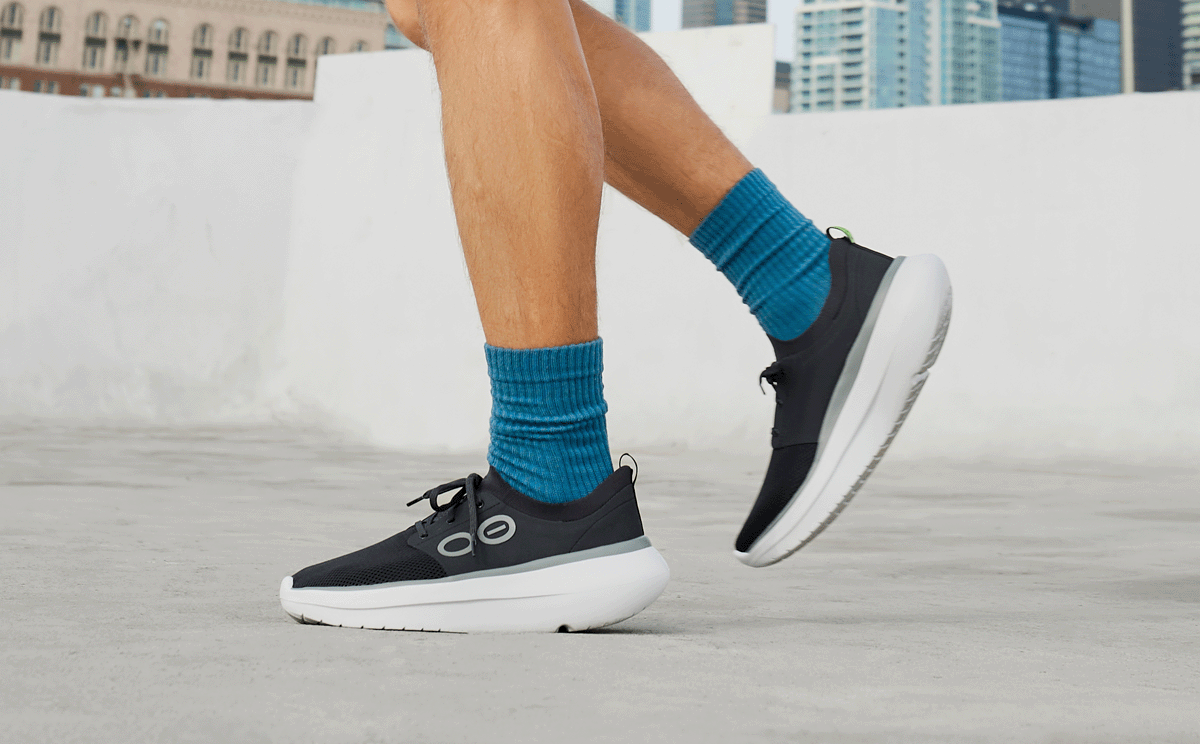 Men's OOmy Stride - White Black - Image 3