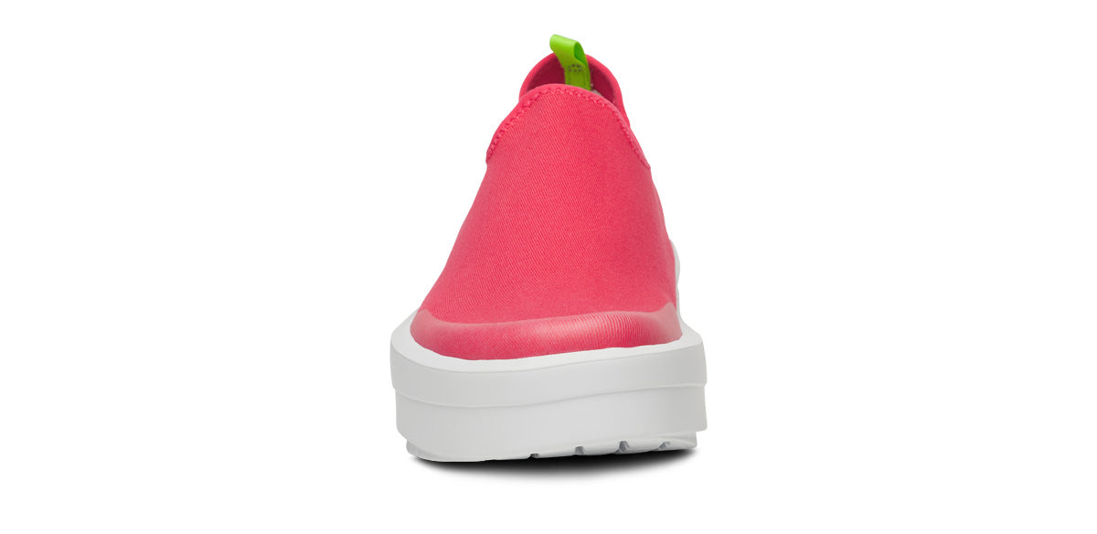 Women's OOmega eeZee Low Shoe - Neon Berry (FINAL SALE) - Image 6